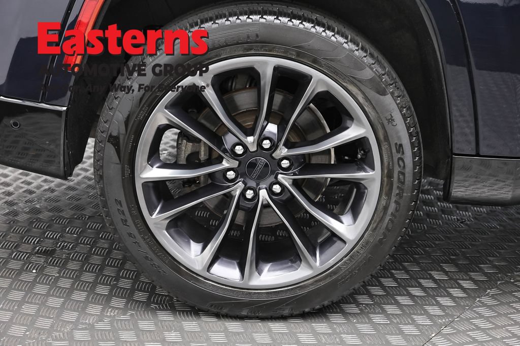 Used 2025 Jeep Grand Wagoneer Series II Obsidian w/ Quick Order Packagew 28T AWD/4WD image 36