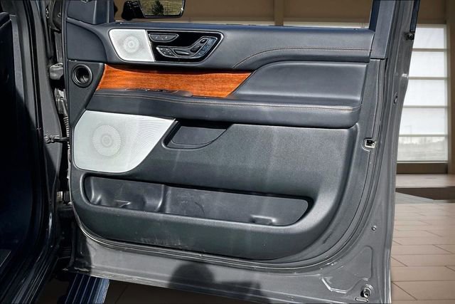 Used 2022 Lincoln Navigator Black Label image 24
