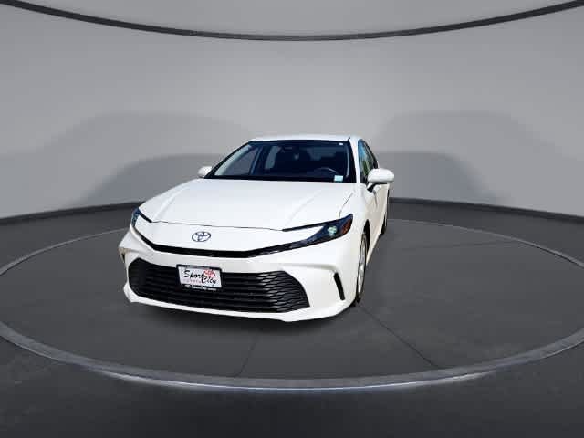 Used 2025 Toyota Camry LE FWD image 3