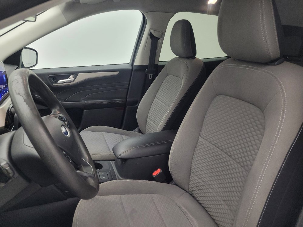 Used 2021 Ford Escape SE FWD image 17