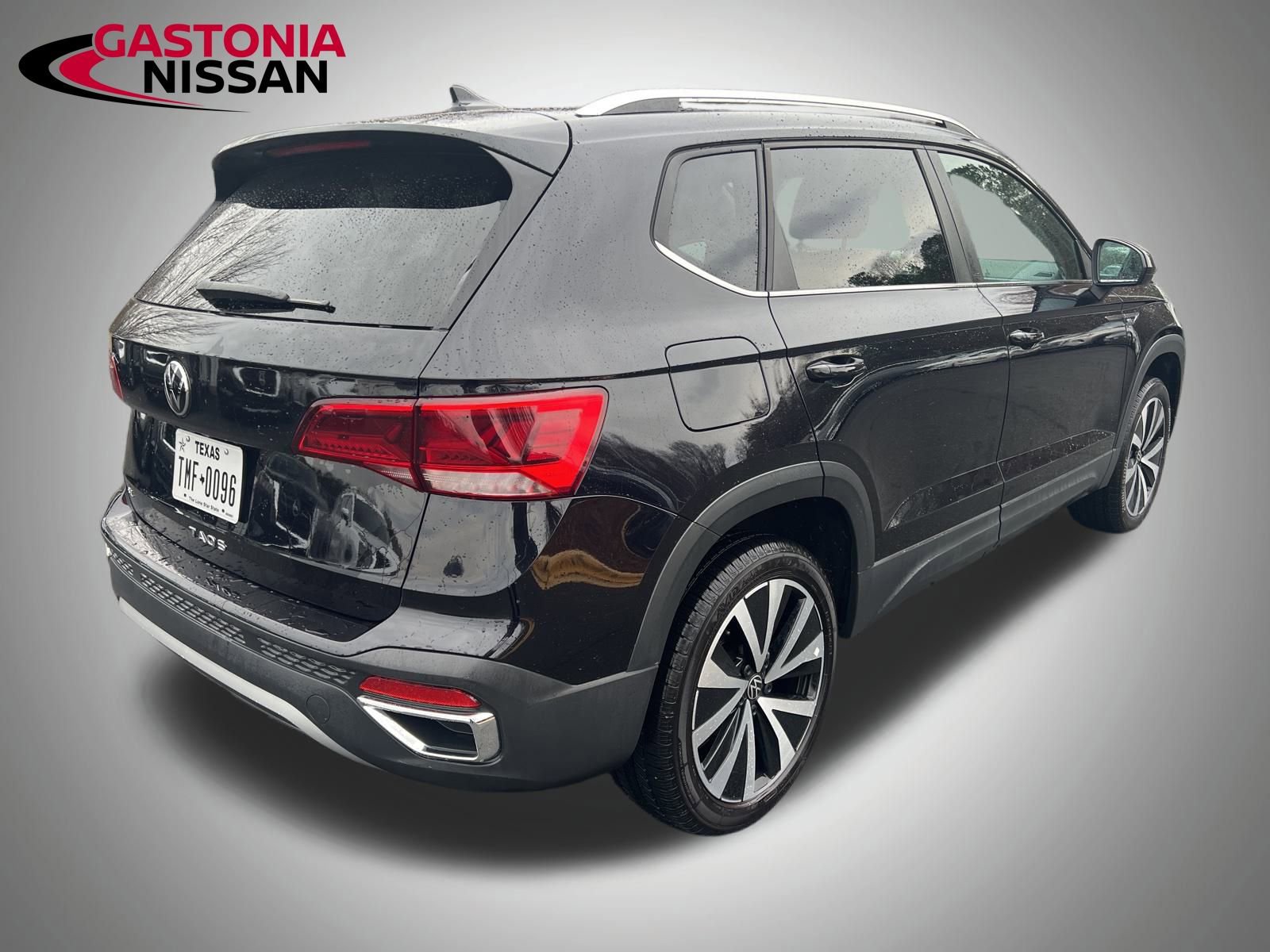 Used 2024 Volkswagen Taos SE image 18