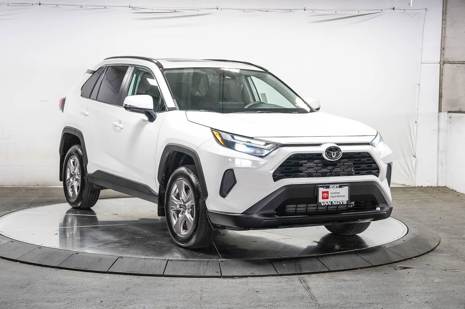 Certified 2023 Toyota RAV4 XLE w/ Convenience Package FWD image 6