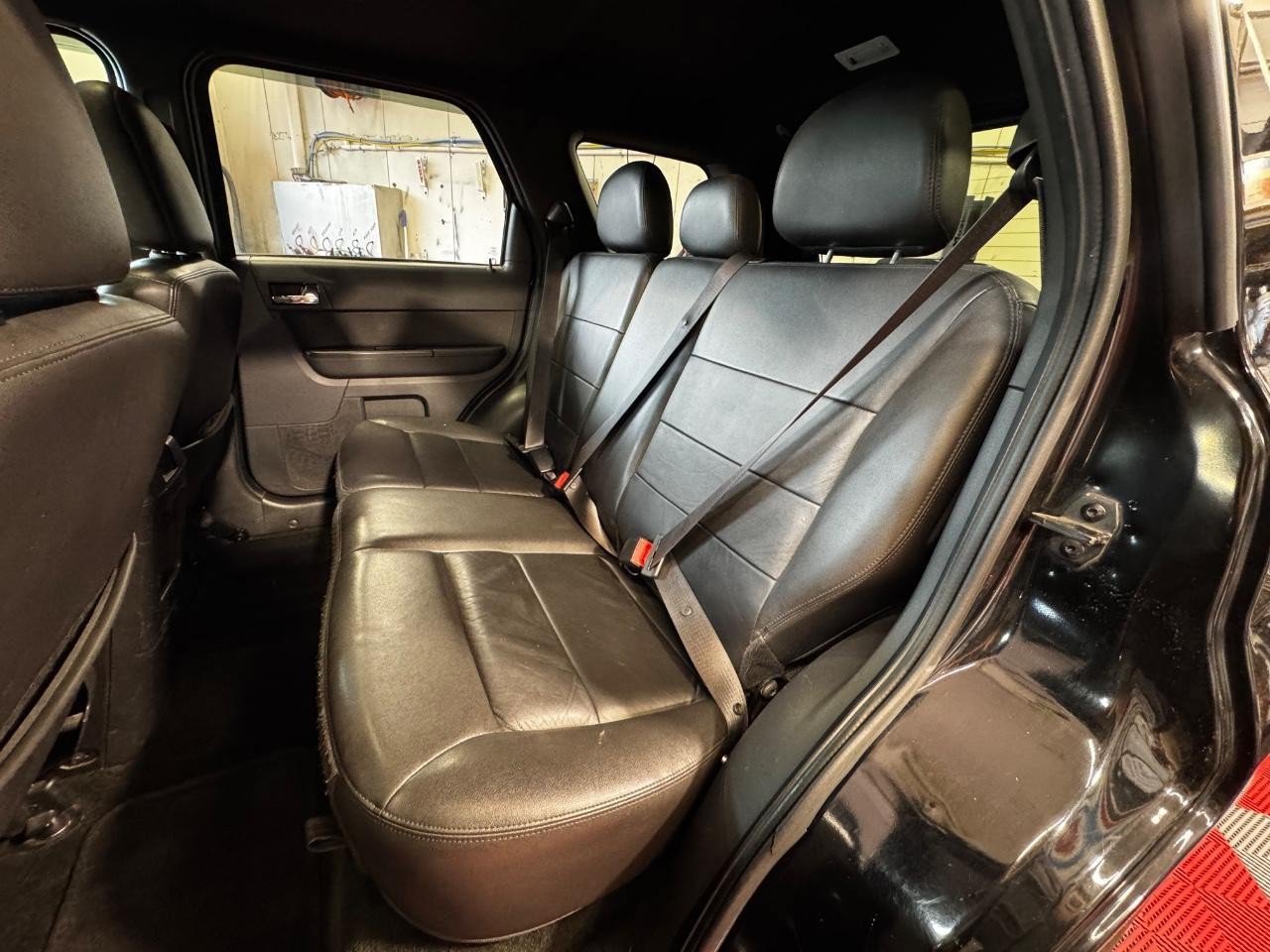 Used 2012 Ford Escape Limited AWD/4WD image 13