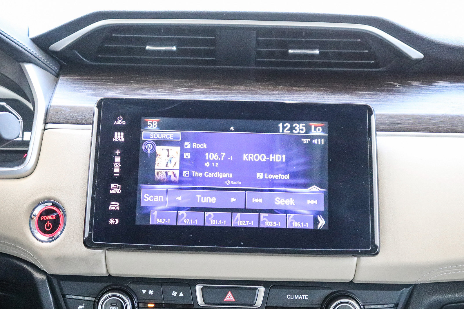 Certified 2019 Honda Clarity Plug-In Hybrid image 17