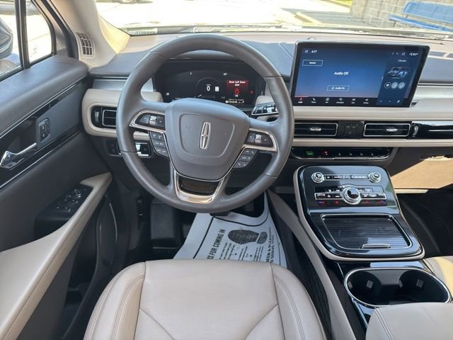 Certified 2022 Lincoln Nautilus AWD w/ Premium Package image 21