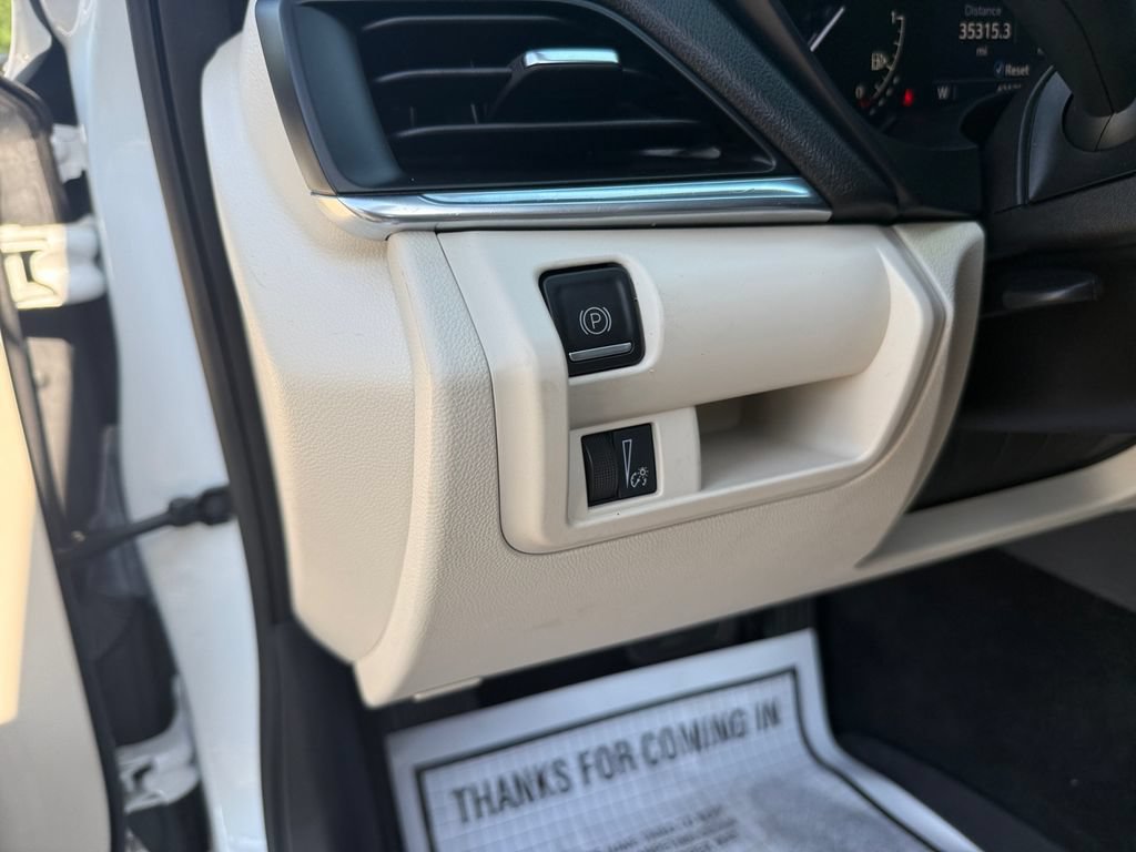 Used 2023 Cadillac CT4 Luxury RWD image 18