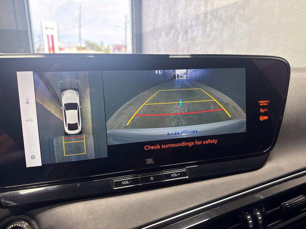 Used 2023 Toyota Mirai w/ Advanced Technology Package RWD image 22