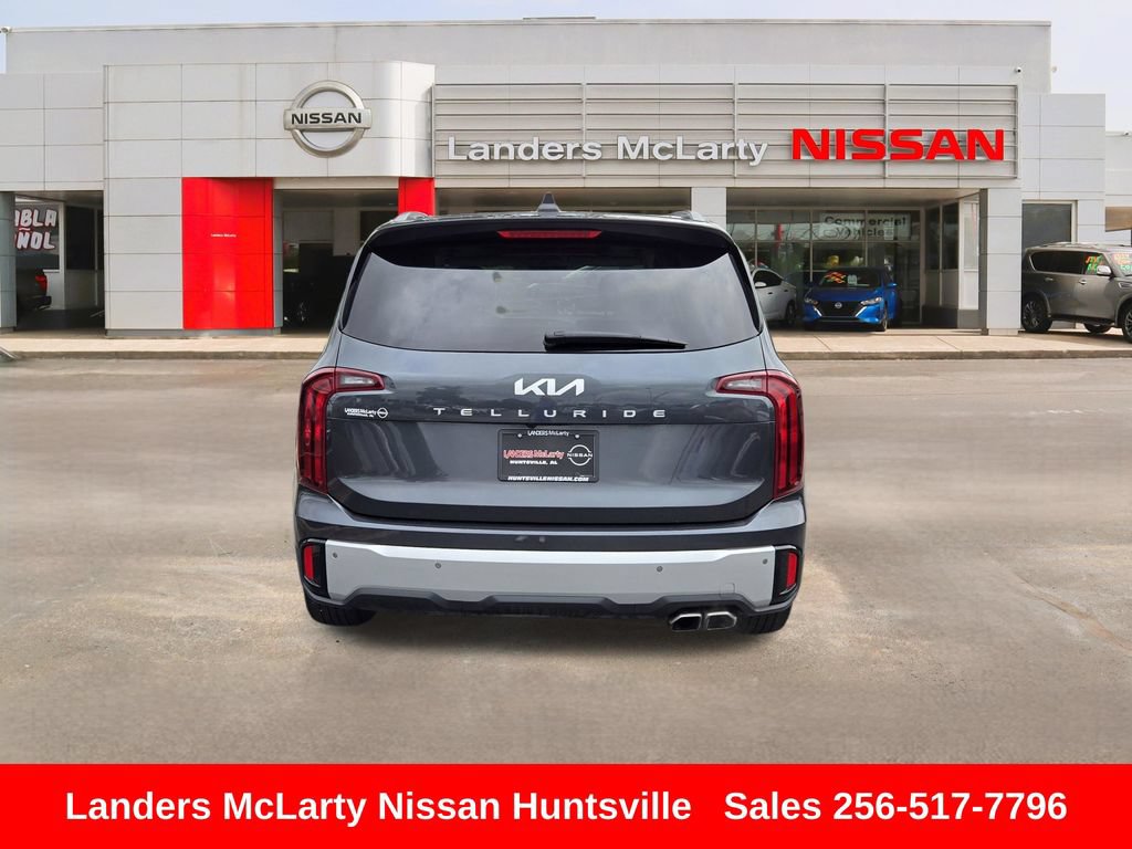 Used 2024 Kia Telluride S FWD image 5