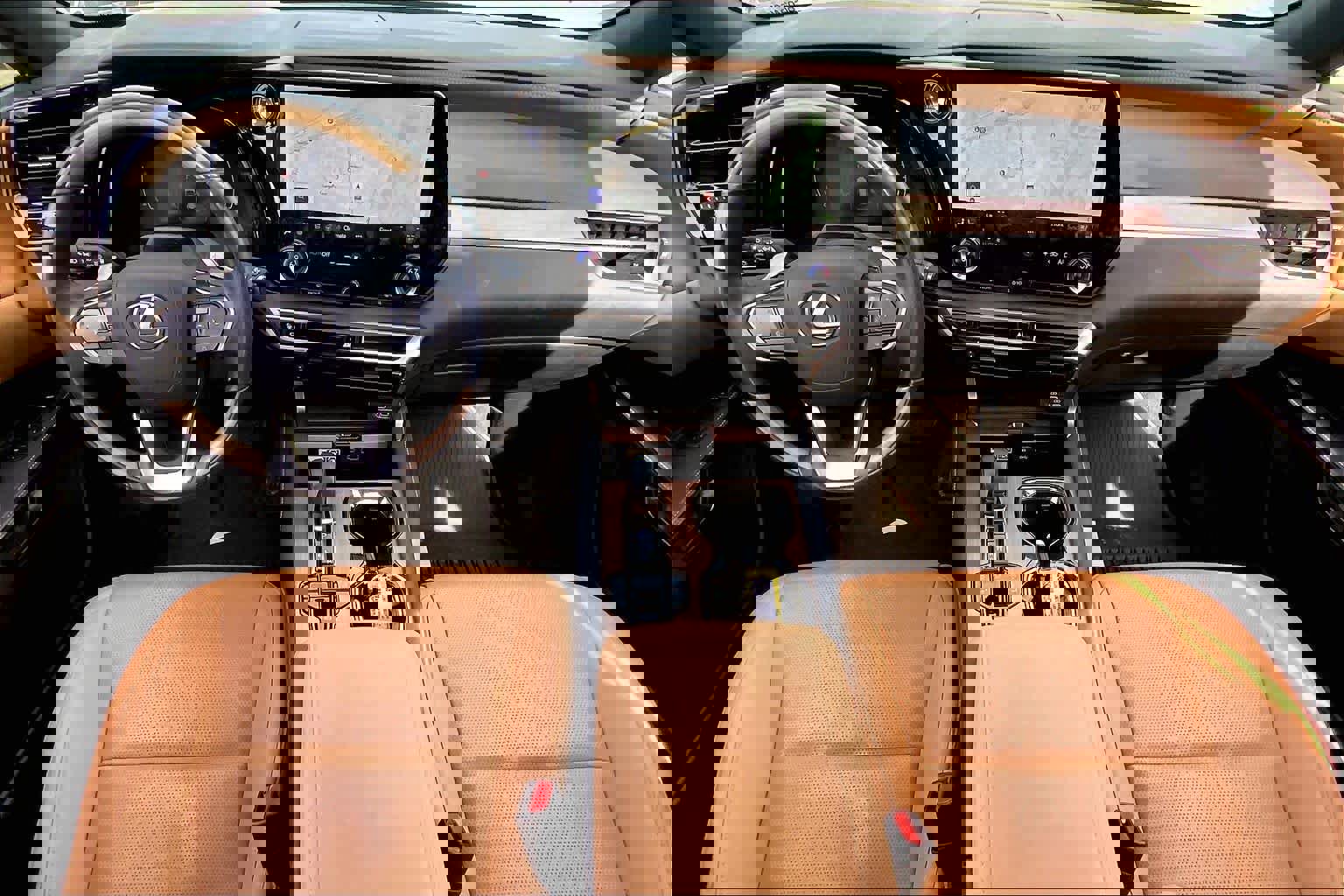 Used 2023 Lexus RX 350 Premium Plus w/ Accessory Package image 16