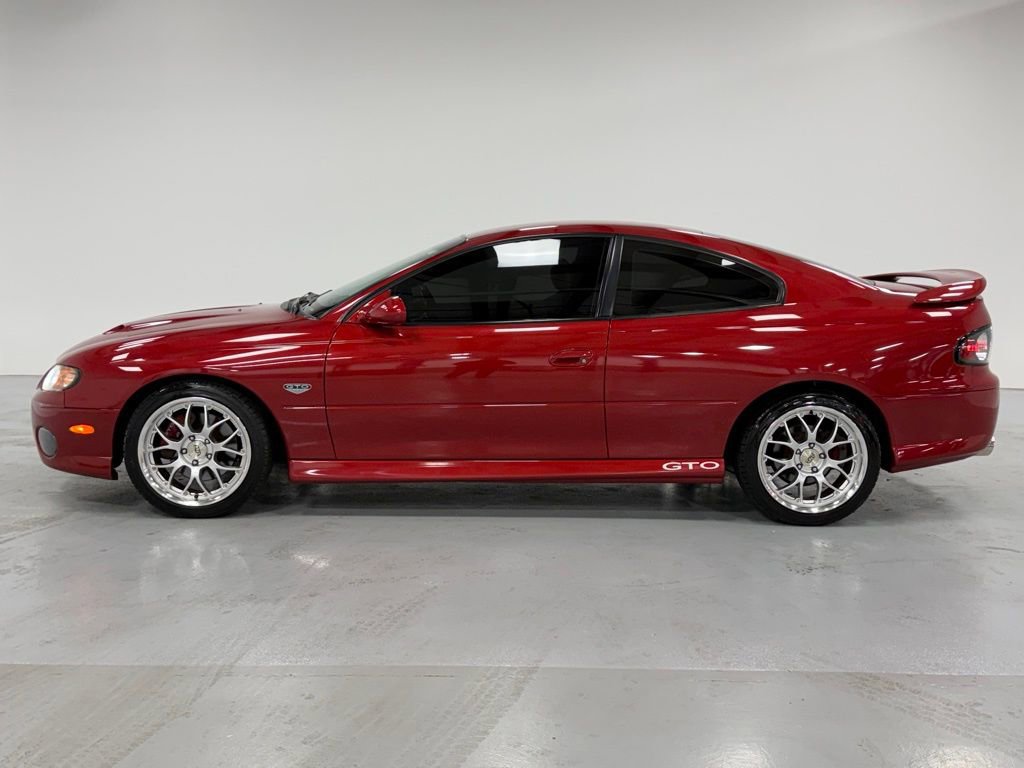 Used 2006 Pontiac GTO image 2