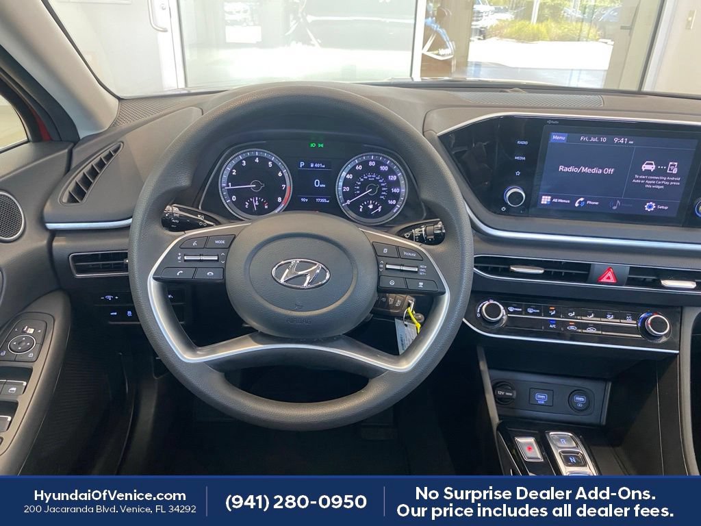 Certified 2023 Hyundai Sonata SE w/ Cargo Package FWD image 39