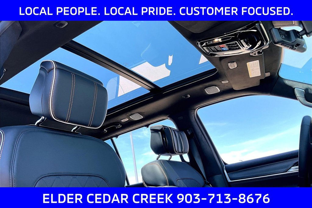 New 2026 Jeep Grand Wagoneer Summit AWD/4WD image 31