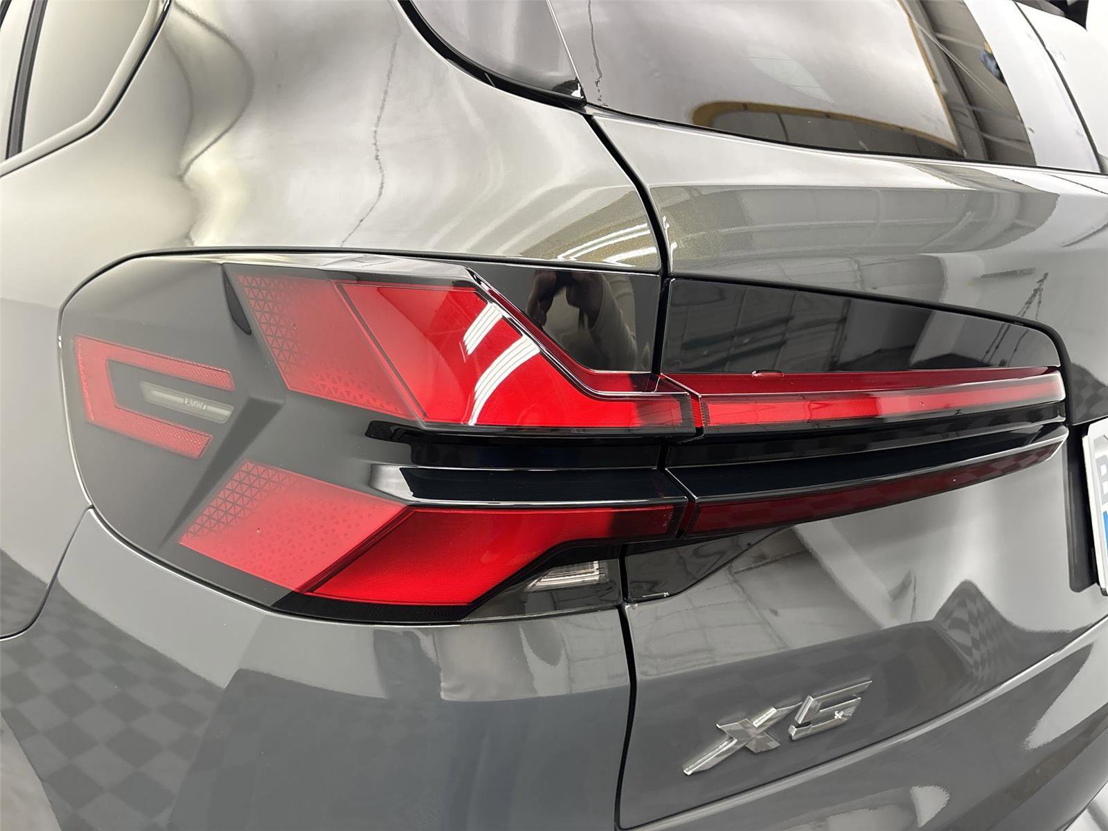 New 2026 BMW X5 xDrive50e image 19