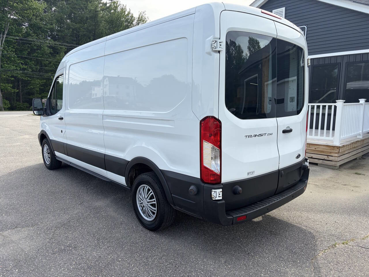 Used 2016 Ford Transit 250 148 Medium Roof w/ Interior Upgrade Package RWD image 6
