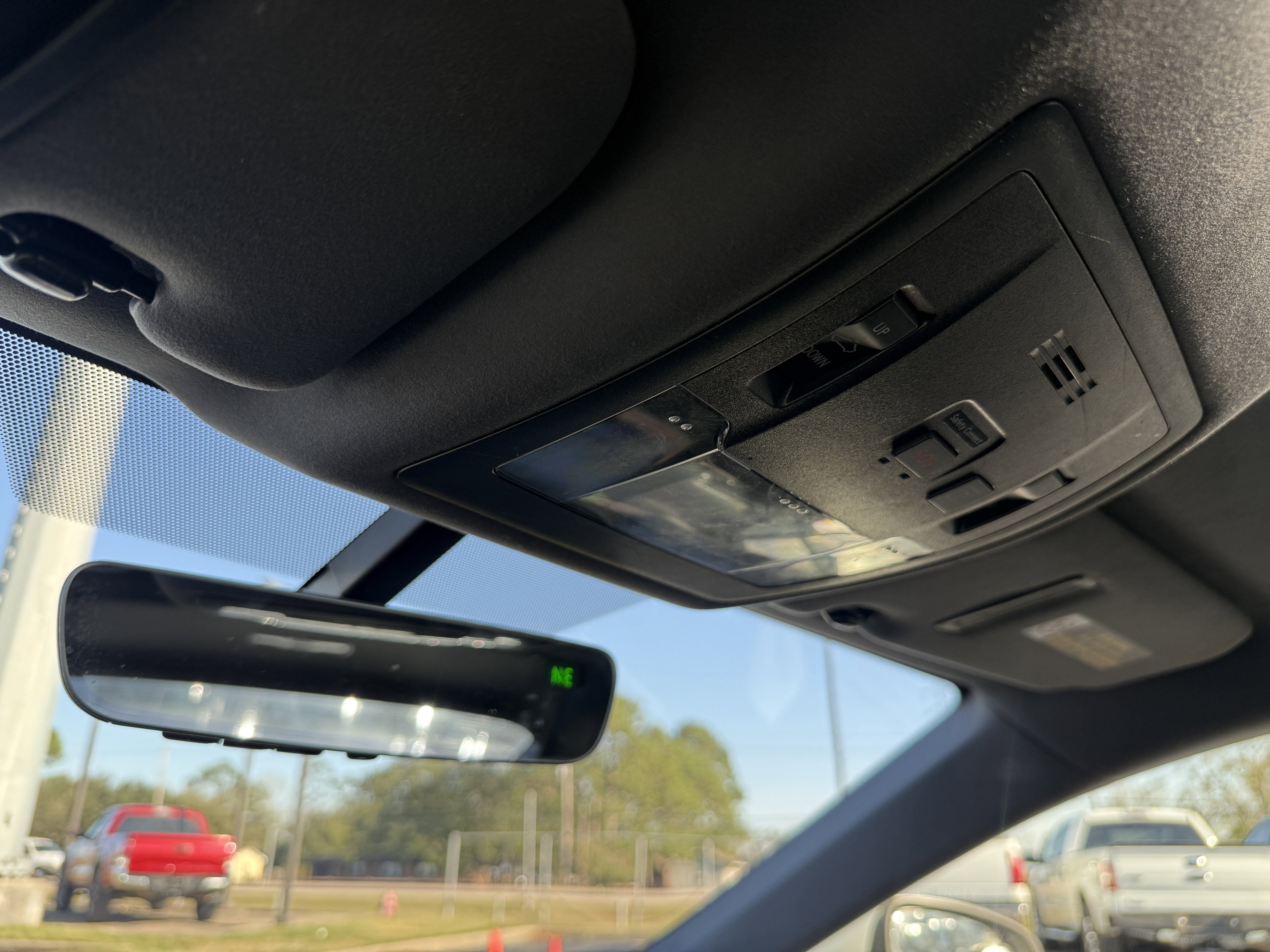 Used 2017 Lexus RC 200t w/ Accessory Package 2 image 30