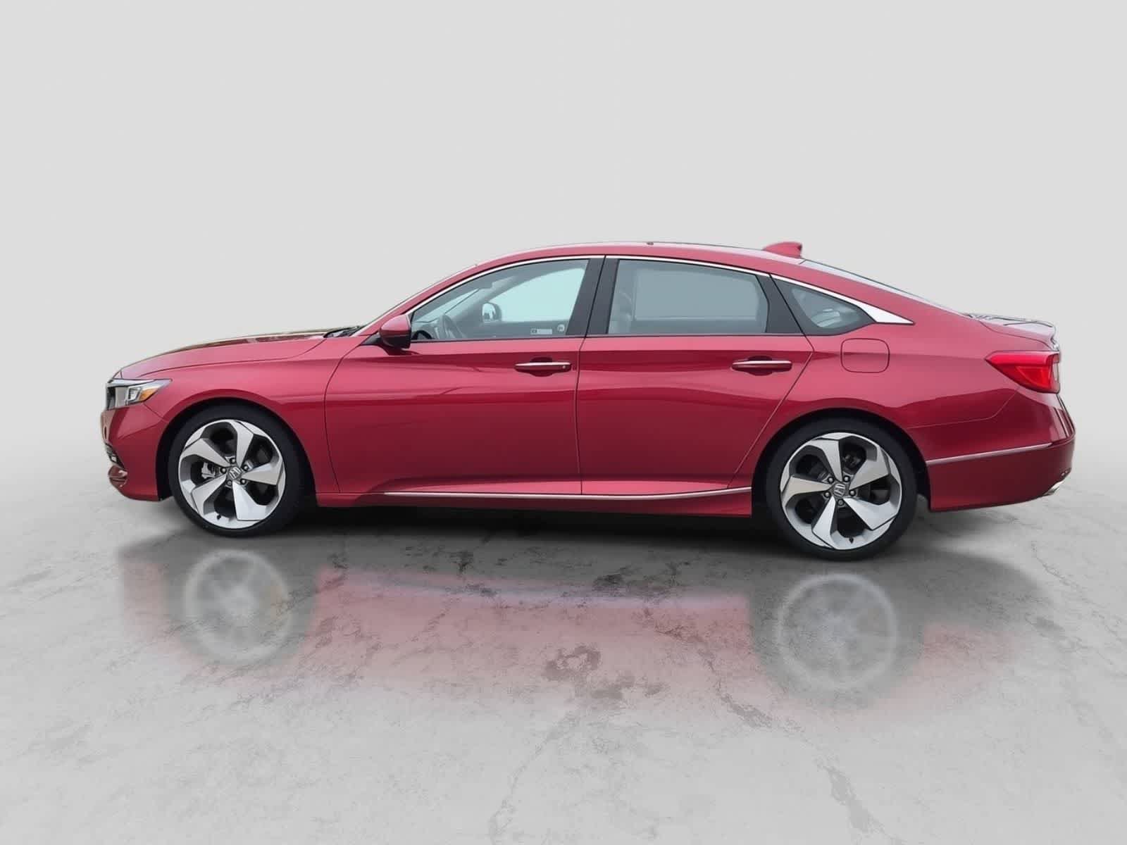 Used 2018 Honda Accord Touring image 5