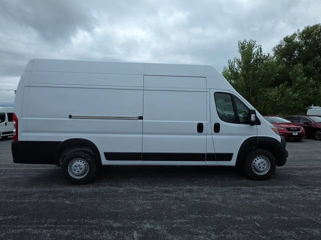 Used 2025 RAM ProMaster 3500 FWD image 10