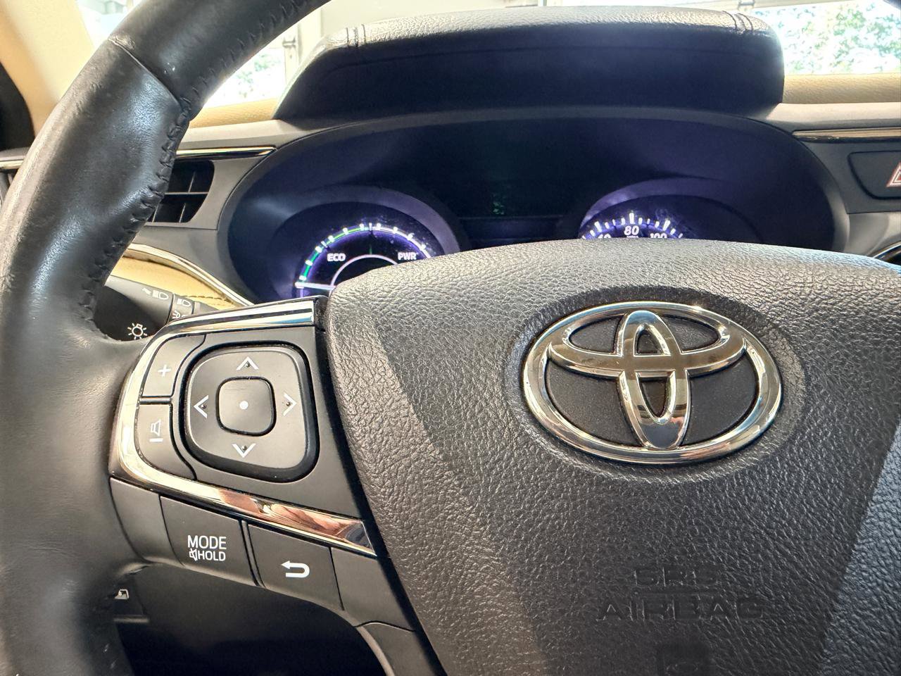 Used 2015 Toyota Avalon Limited FWD image 36