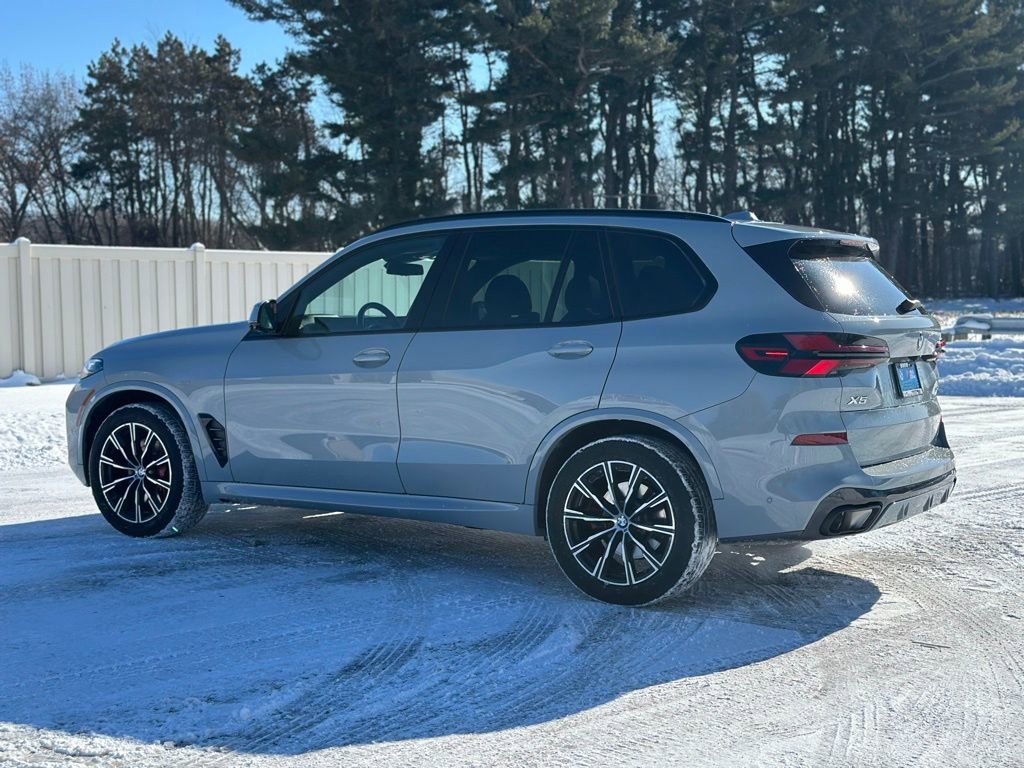 Certified 2024 BMW X5 xDrive40i w/ Executive Package image 5