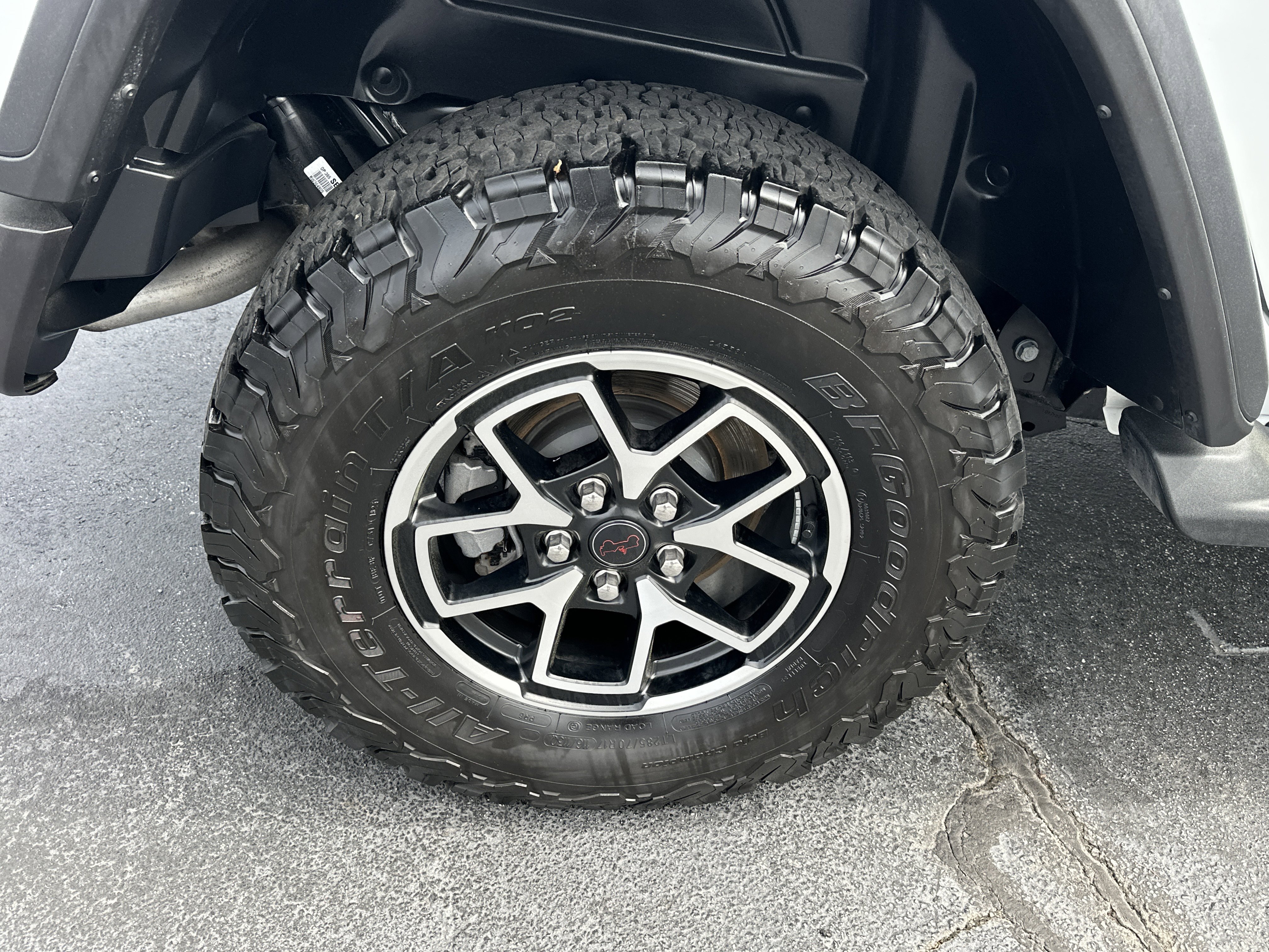 Used 2024 Jeep Wrangler Unlimited Rubicon w/ Technology Group image 21