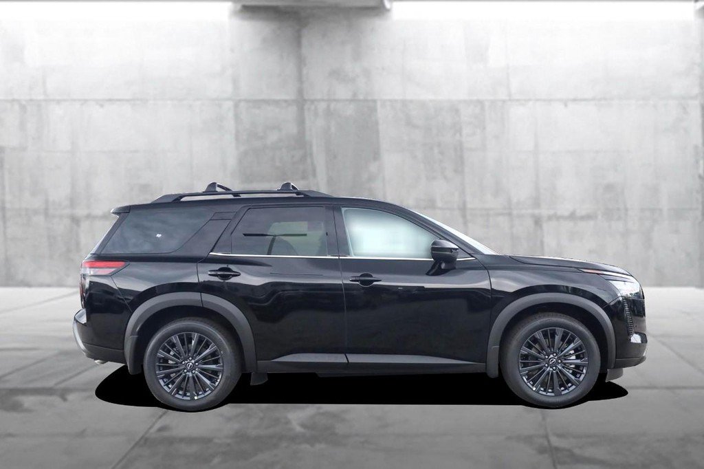 New 2026 Nissan Pathfinder SL w/ SL Premium Package AWD/4WD image 5