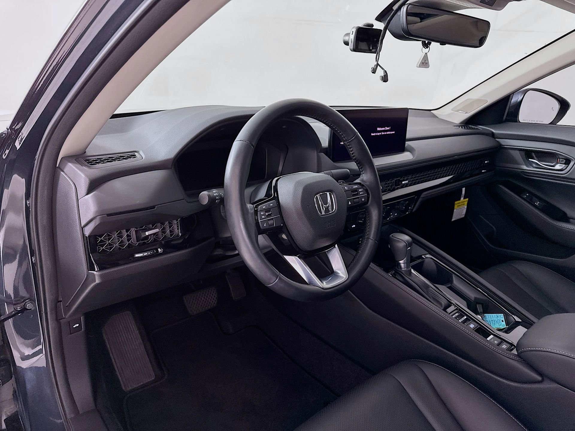 Used 2023 Honda Accord Touring image 10