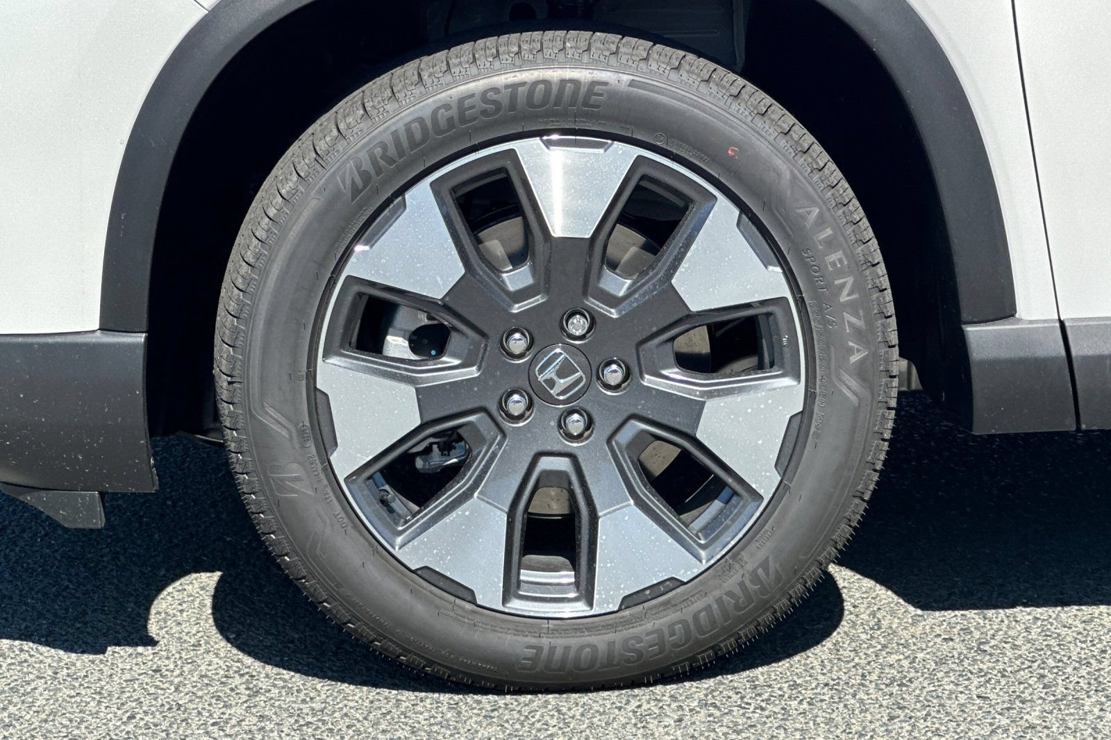 New 2026 Honda Pilot Touring image 30