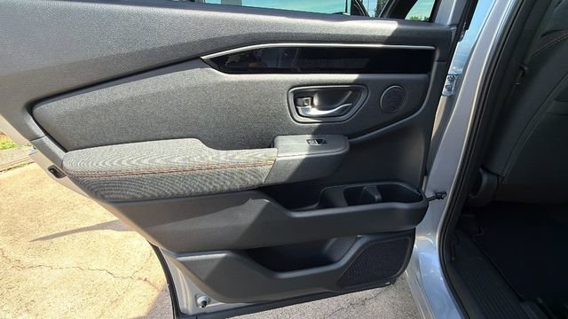 New 2026 Honda Pilot Sport image 14