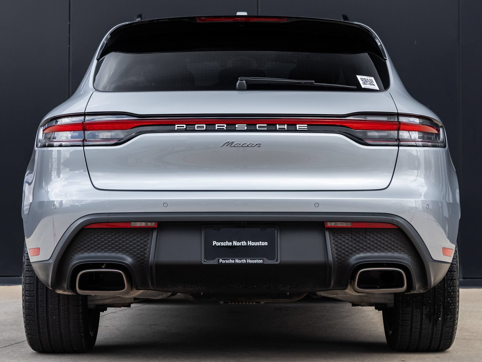 Certified 2026 Porsche Macan AWD/4WD image 10