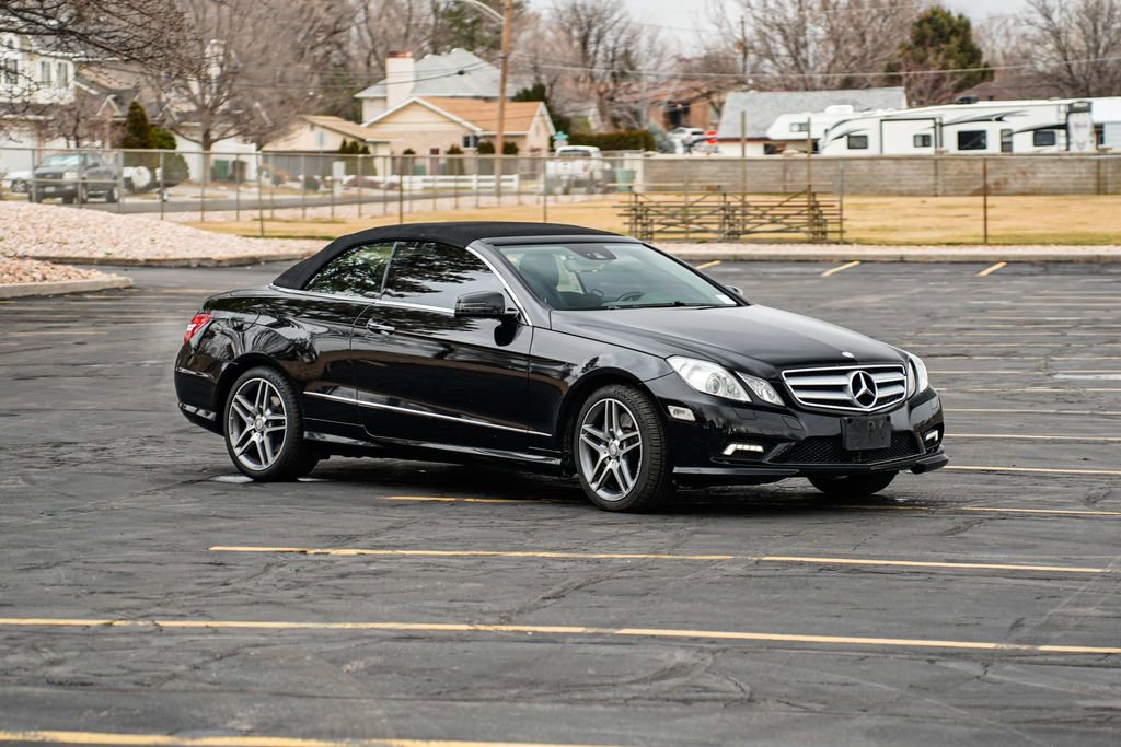 Used 2011 Mercedes-Benz E 550 Cabriolet image 5