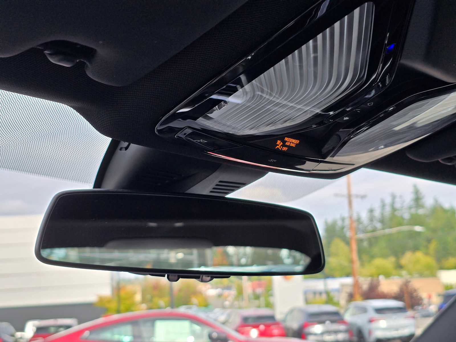 Used 2021 BMW 330i Sedan w/ Premium Package image 27