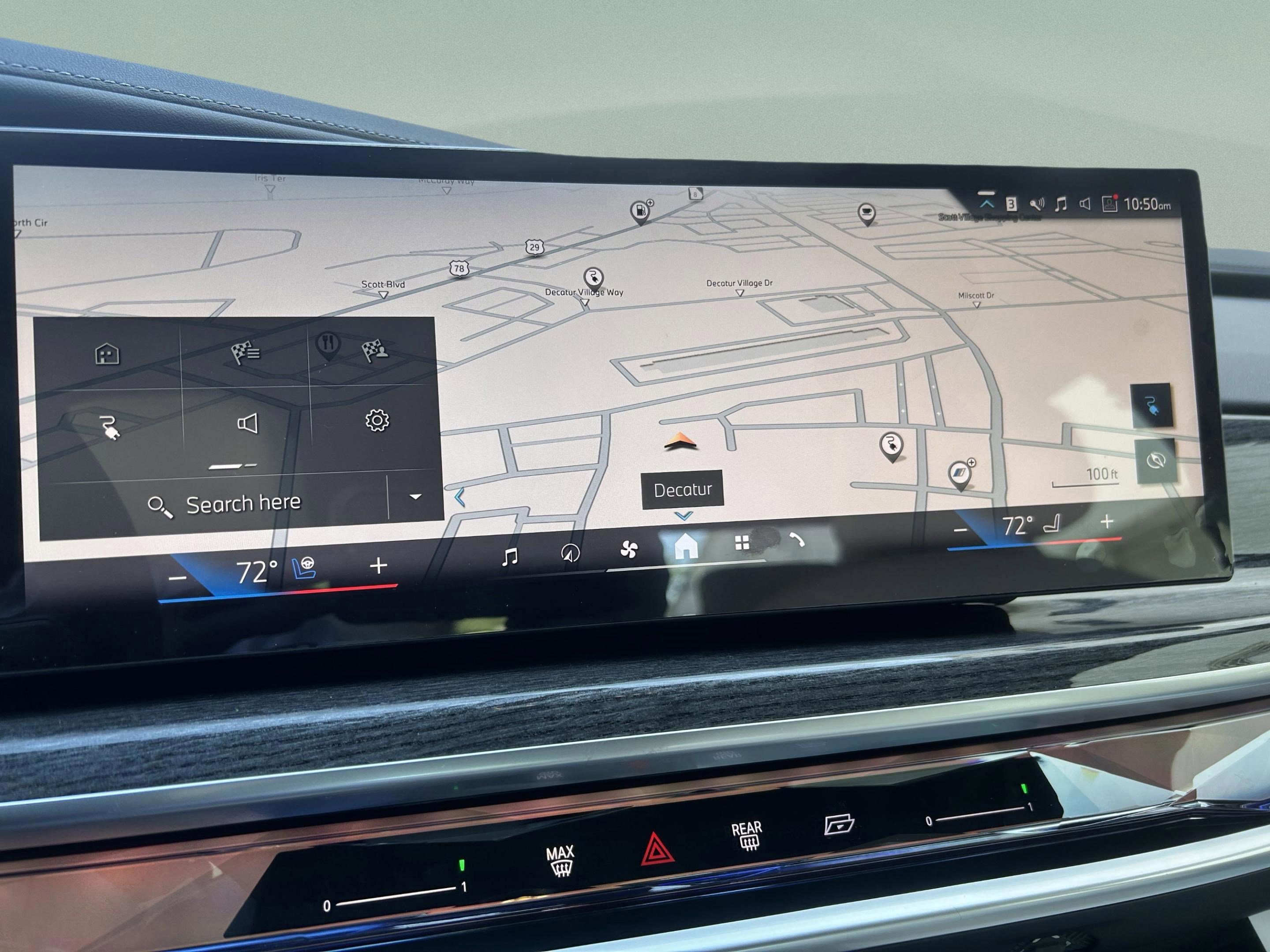 Used 2025 BMW i7 xDrive60 image 16