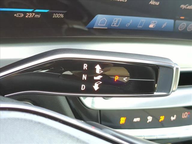 Used 2024 Cadillac Lyriq Luxury w/ LPO, Floor Liner Package image 12