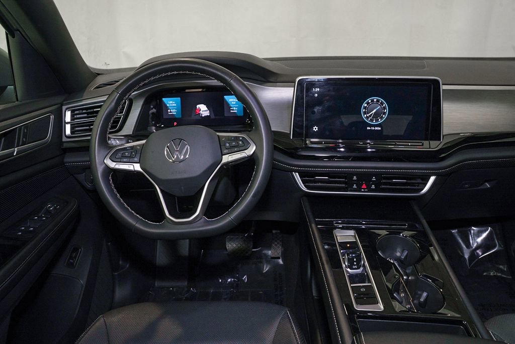 Used 2024 Volkswagen Atlas Cross Sport SE image 7