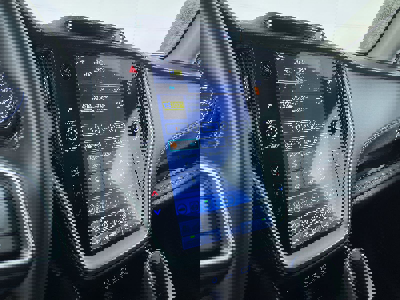 Certified 2025 Subaru Outback Touring image 18