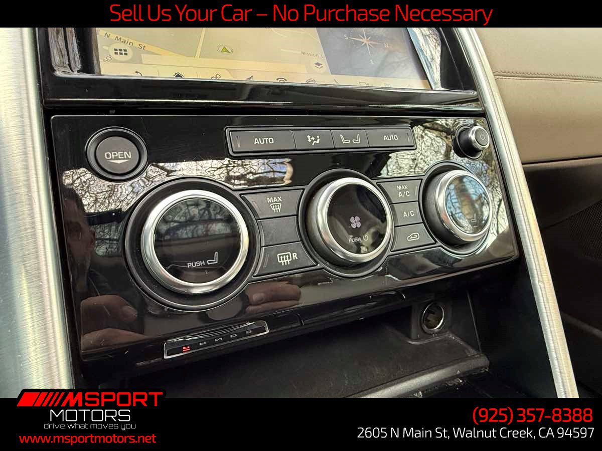 Used 2018 Land Rover Discovery HSE AWD/4WD image 23
