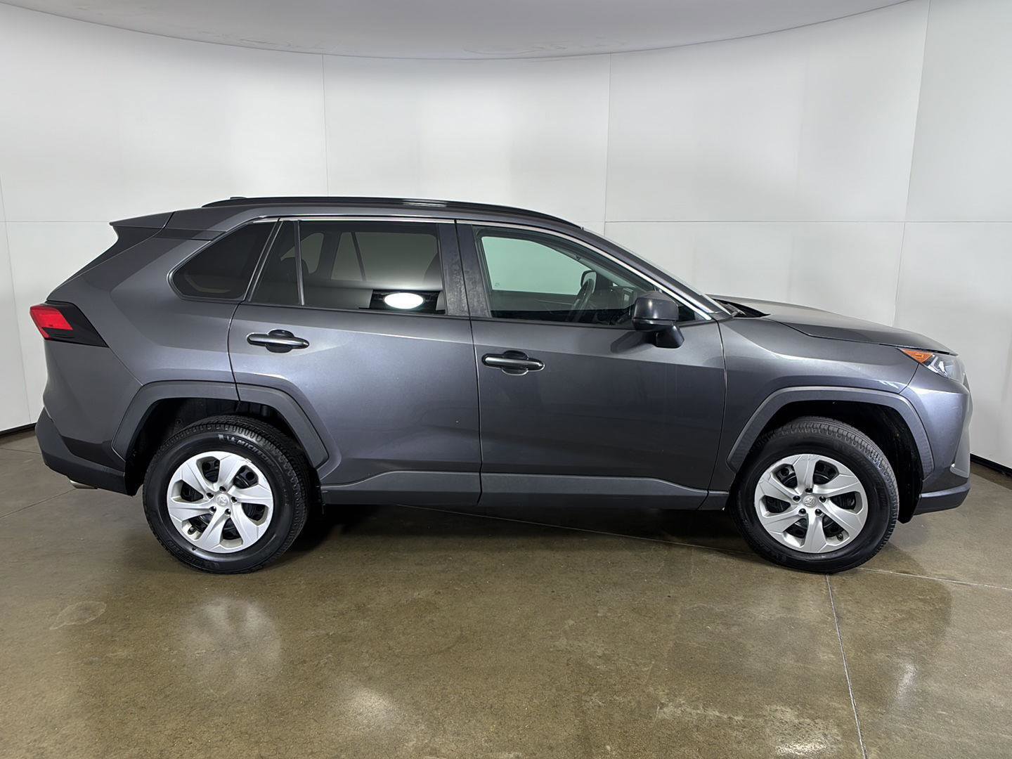 Used 2019 Toyota RAV4 LE w/ All Weather Liner Package AWD/4WD image 9