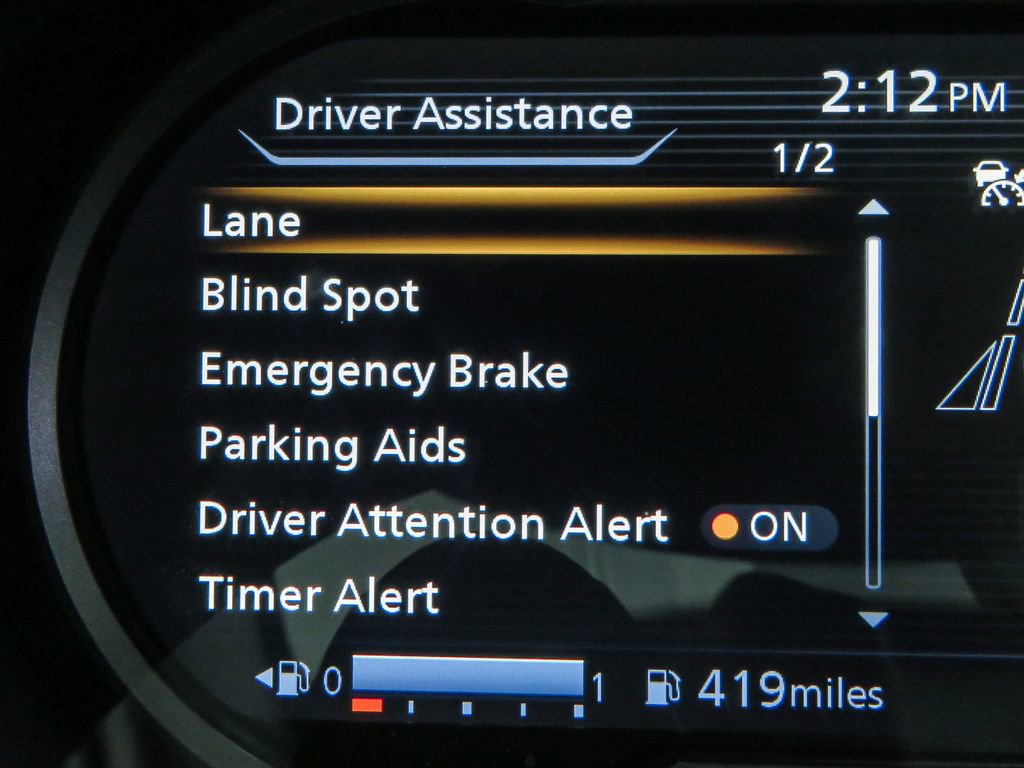 New 2025 Nissan Versa SR image 18