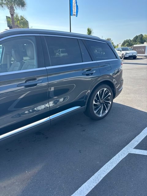 Used 2023 Lincoln Aviator Reserve w/ Equipment Group 201A RWD image 7
