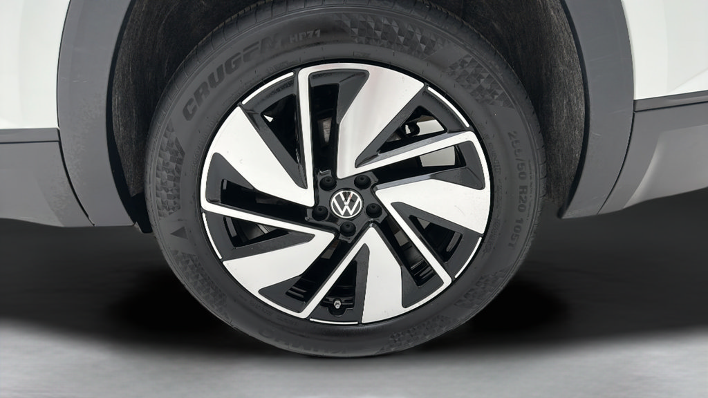 Used 2025 Volkswagen Atlas SE AWD/4WD image 9