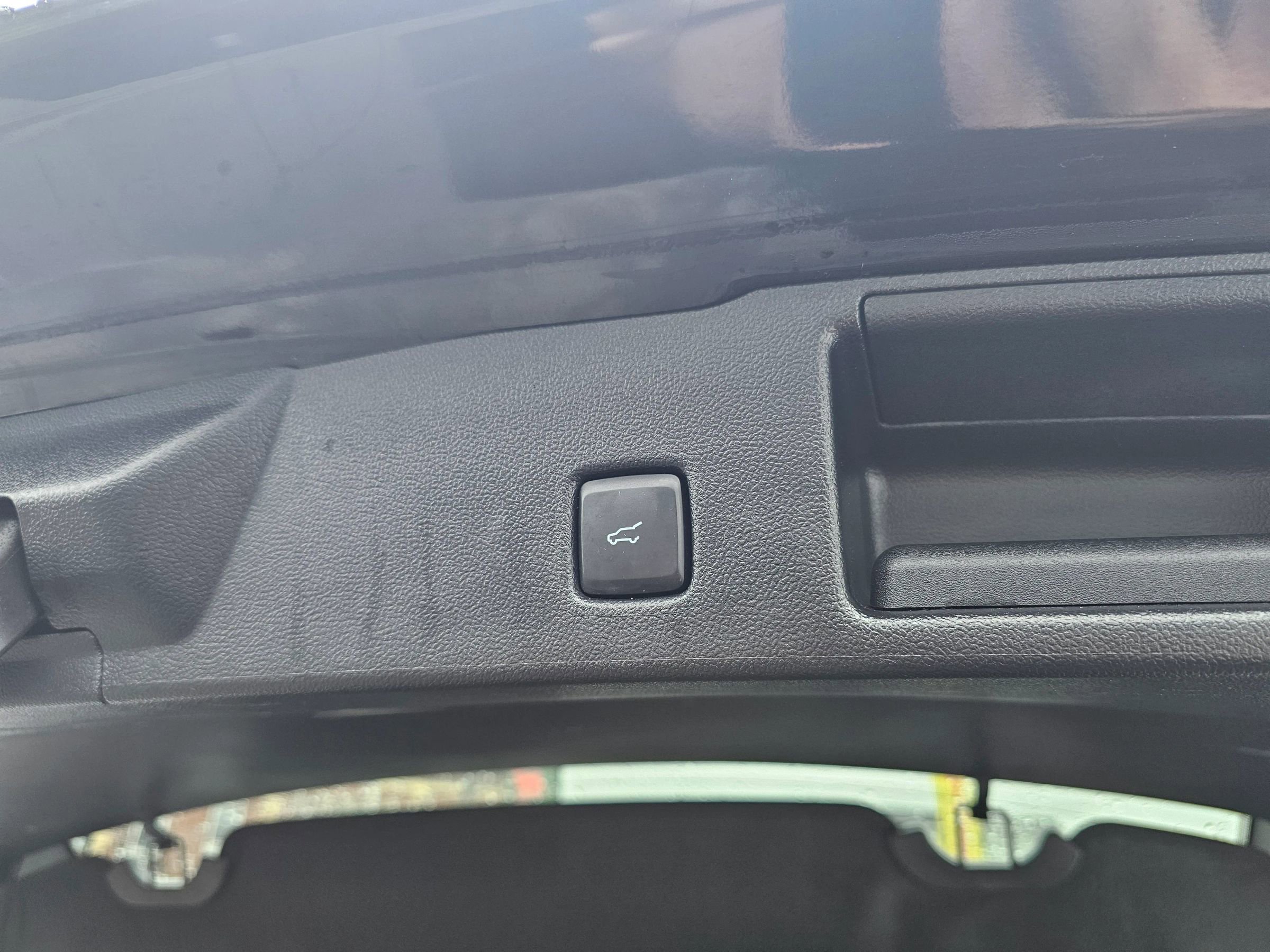 Used 2023 Ford Escape Active image 35