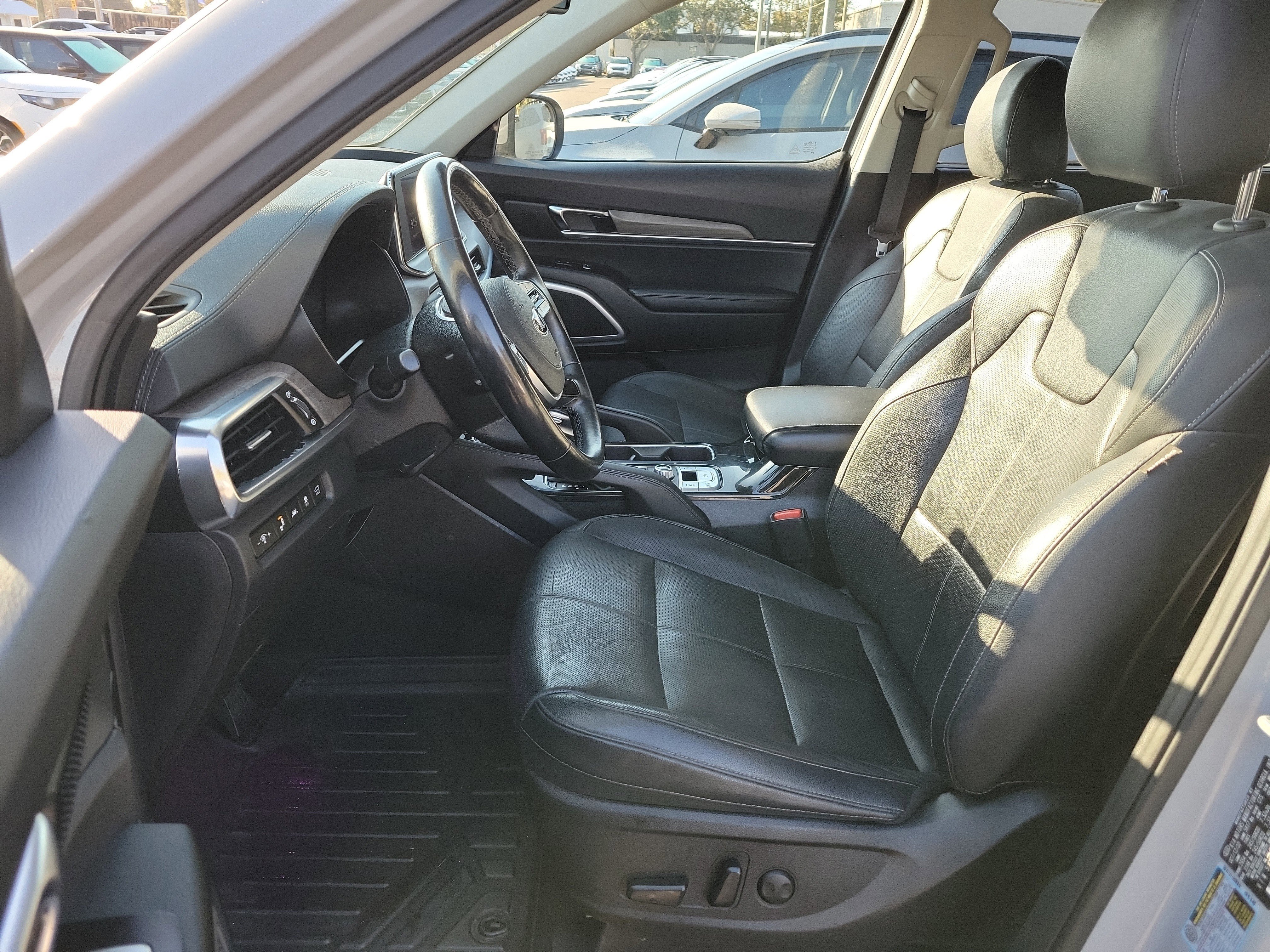 Used 2021 Kia Telluride EX w/ EX Premium Package image 23