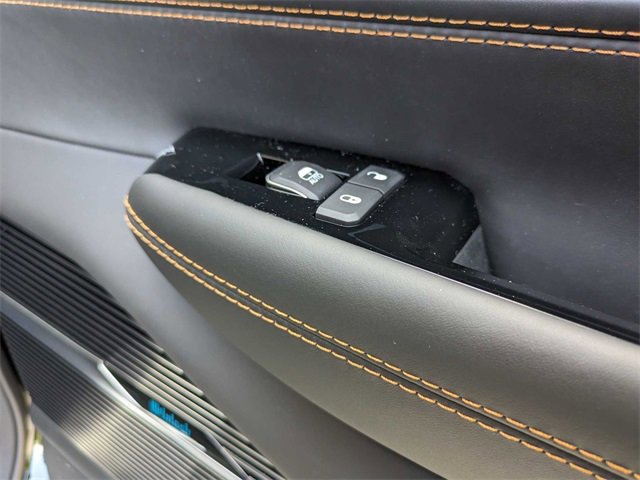 New 2024 Jeep Grand Wagoneer Series III image 36