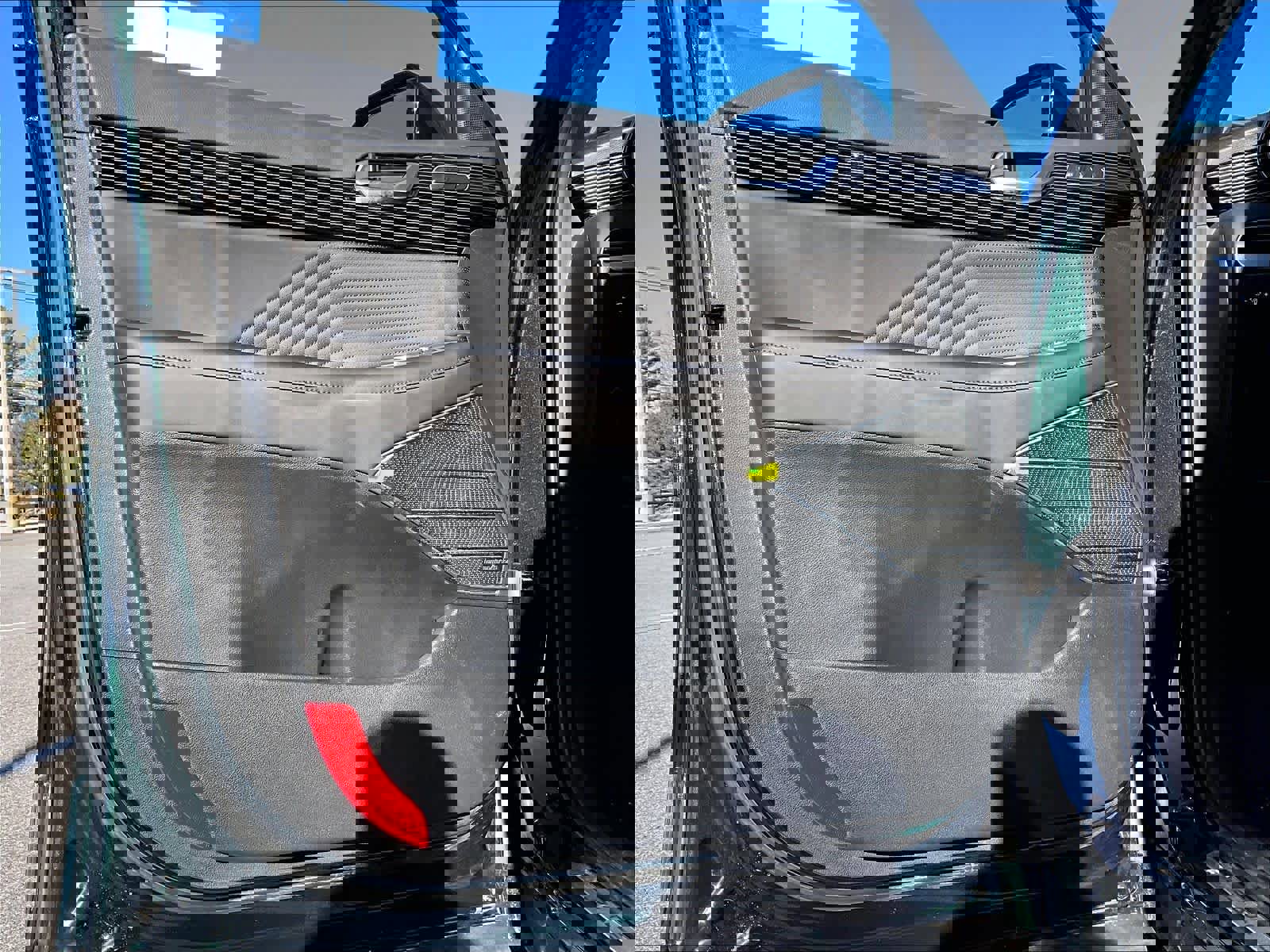 Used 2025 Hyundai Palisade Calligraphy image 9