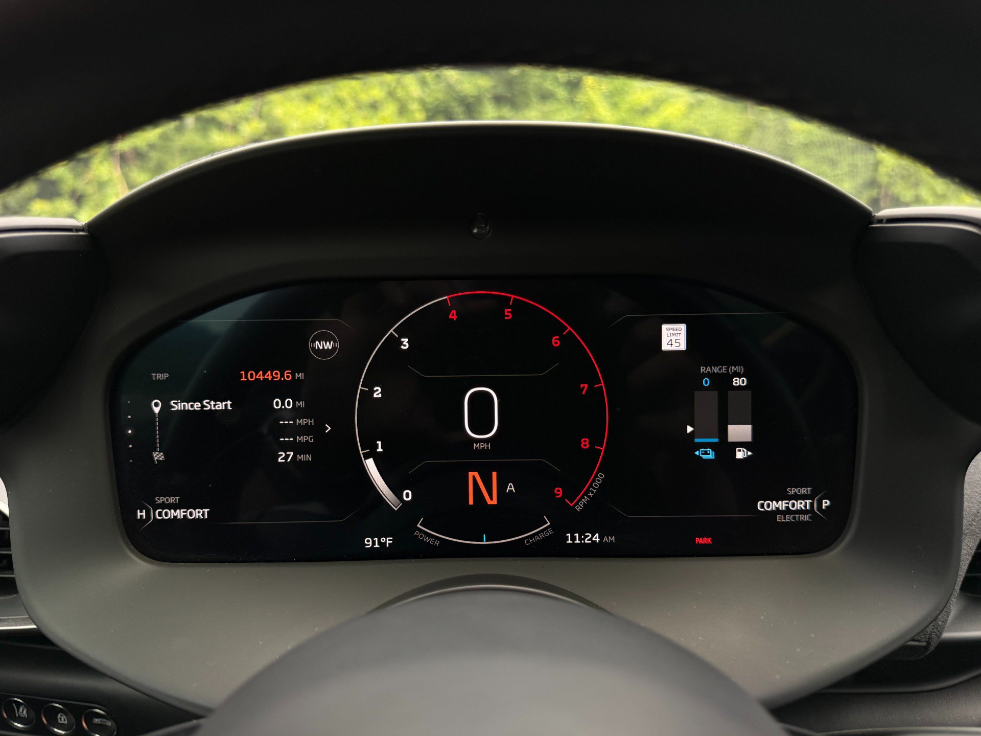 Used 2024 McLaren Artura RWD image 35