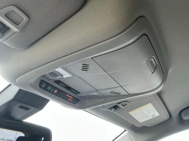 Used 2024 Chevrolet Equinox LT image 30