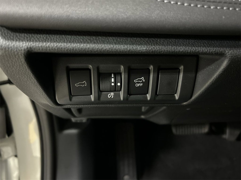 Certified 2025 Subaru Outback Touring XT w/ Tech Package 3 image 17