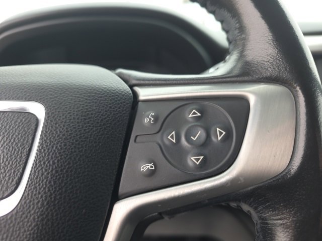 Used 2019 GMC Acadia SLE image 18