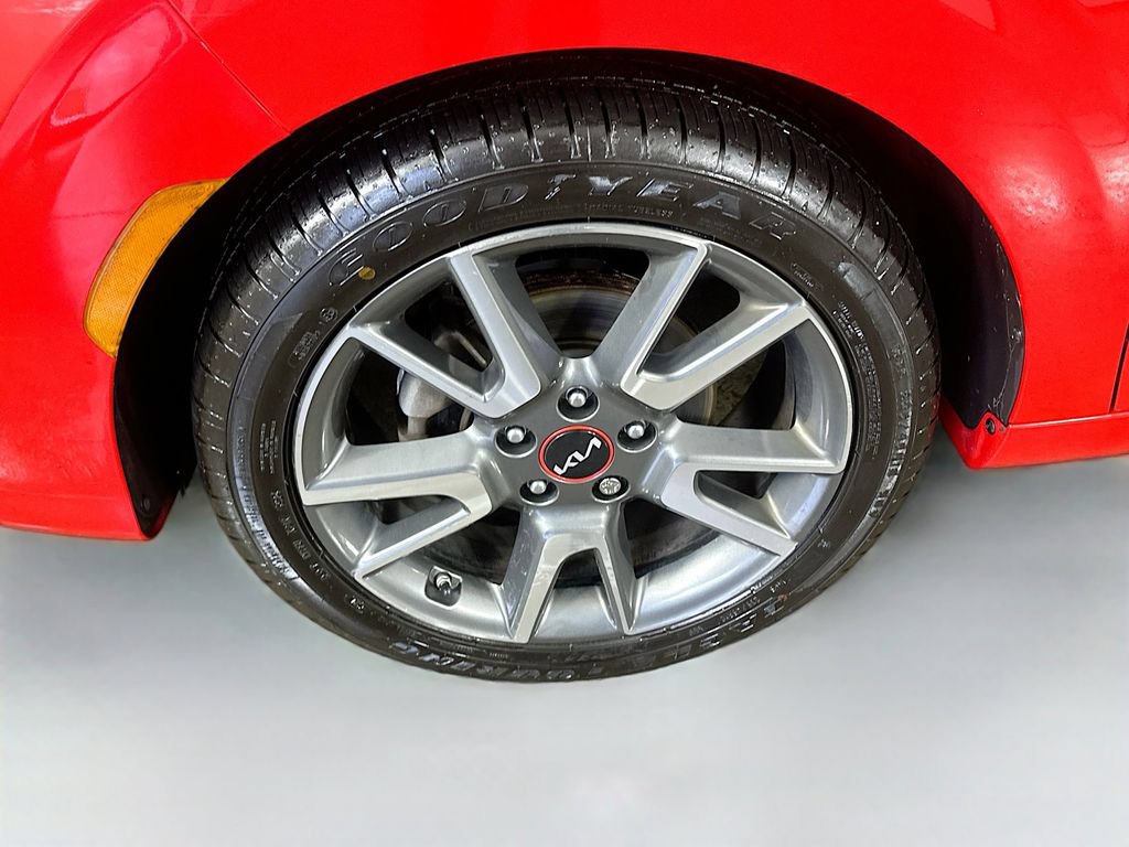 Certified 2022 Kia Soul GT-Line FWD image 13