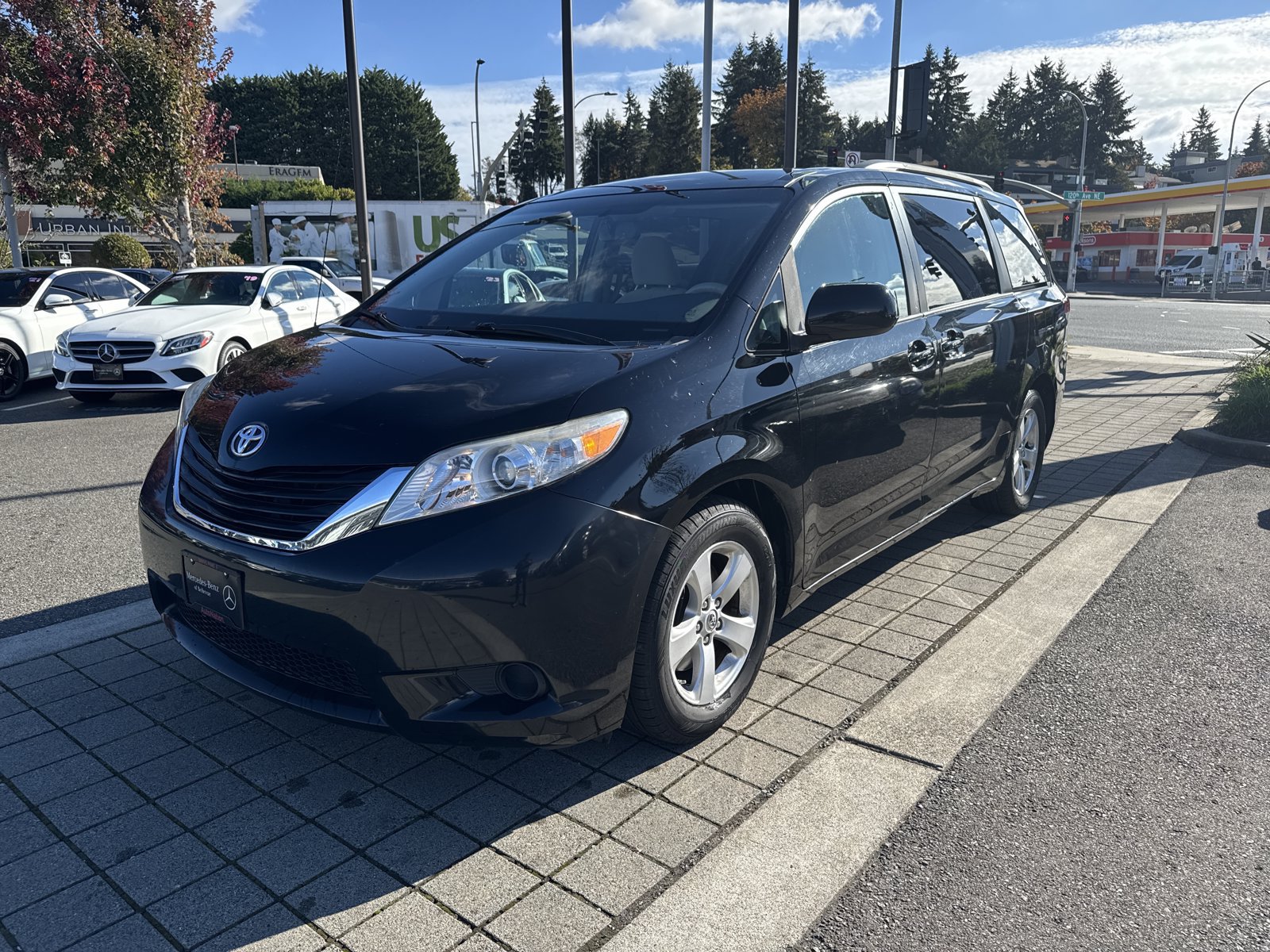 Used 2014 Toyota Sienna LE